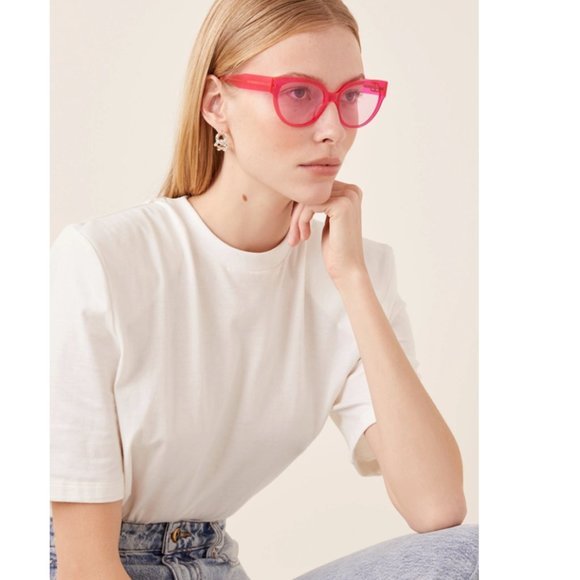 Balenciaga Pink Tinted Cat-eye-frame acetate sunglasses - Picture 1 of 11